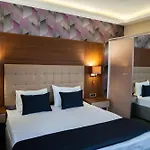 Hotel Saffari 3*
