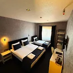Saffari Hotel 3*