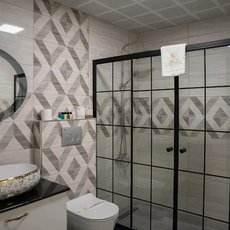 Saffari Hotell 3*