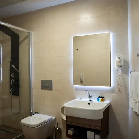 Hotel Saffari 3*