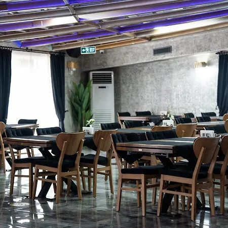 Saffari Hotel 3*