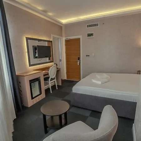 Hotel Saffari 3*