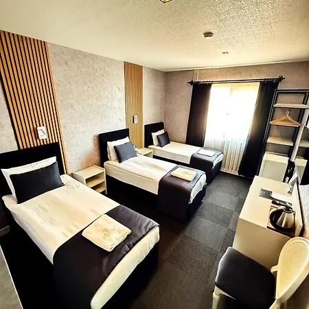 Saffari Hotel 3*